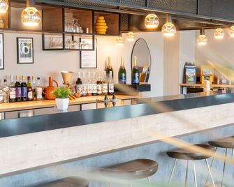 ibis Orleans La Chapelle Saint Mesmin - La Chapelle-Saint-Mesmin - Bar