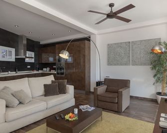 Modern & Sea views: Apartment La Roca - Torremolinos - Sala de estar