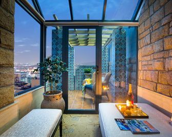 Huachen International Hotel - האנגג'ואו - מרפסת