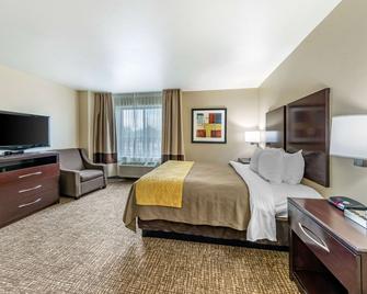 Comfort Inn & Suites Colton - Colton - Bedroom