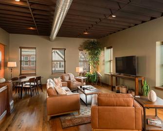 3rd Street Lofts - Wausau - Living room