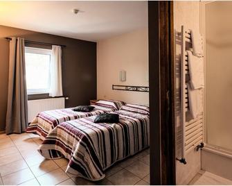 Hotel La Plage - Bouillon - Bedroom