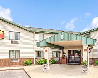 Super 8 by Wyndham Shakopee - Shakopee - Building