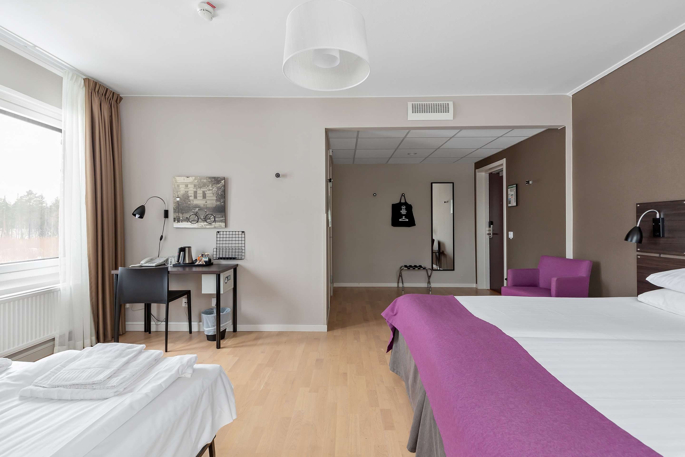 Best Western Plus Park Airport Hotel