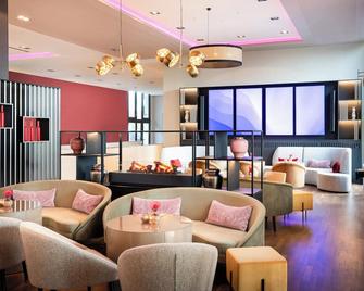 Leonardo Royal Hotel Munich - Munich - Lounge
