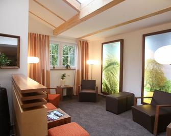 Landidyll Hotel Klostermühle - Sembach - Living room