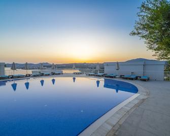 Riva Bodrum Resort Adults Only - Αλικαρνασσός - Πισίνα