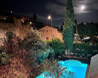 Villamena - Spello - Außenansicht