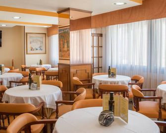 Hotel Don Pepe - Poio - Restaurant