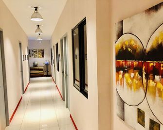 Hometown Hotel - Lacson Bacolod - Bacólod - Pasillo