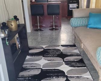 Reef View Villa - Urlings - Living room