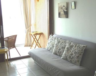 Apartment St-Georges-de-Didonne 200 m from the sea (Corniche de Vallières) - Saint-Georges-de-Didonne - Soggiorno