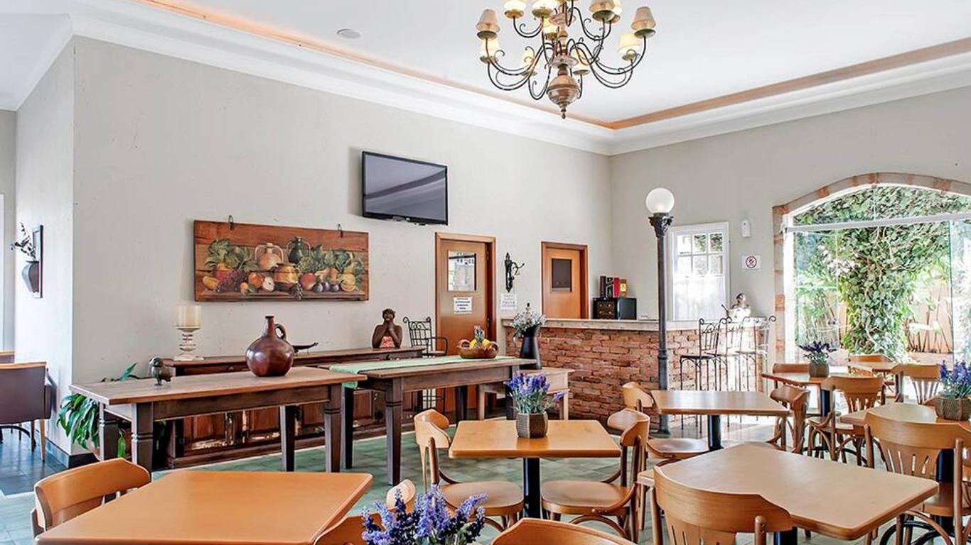 فيلا ريال هوتل