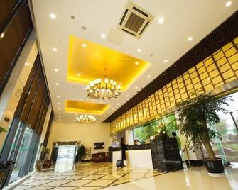 Greentree Inn Jiangsu Suzhou Science And Technology City Business Hotel - Suzhou - Lobby