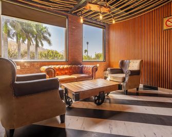 Hotel Chandrawati Palace - Ābu Road - Lounge