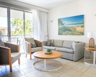 Laguna on Hastings - Noosa Heads - Living room