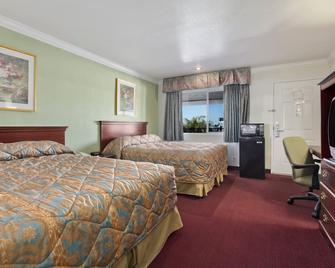 Steinbeck Lodge - Salinas - Schlafzimmer