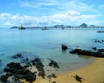 Mukrada House - Ban Khlong Muang - Пляж