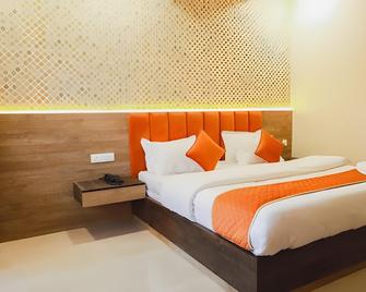 Vijay Vilas-Luxury Hotel - Kannauj - Bedroom