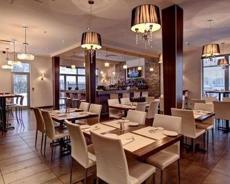 Imperia Hotel & Suites Terrebonne - Terrebonne - Restaurante