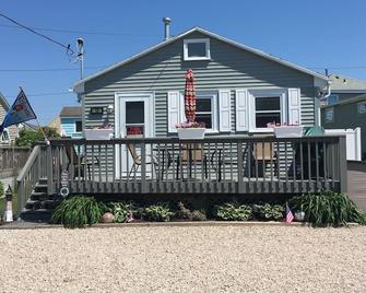 Location 2 Min Walk To Private Beach In Breakwater Village / Pt Judith - Narragansett - Building