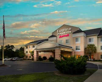 Fairfield Inn & Suites Milledgeville - Milledgeville - Будівля