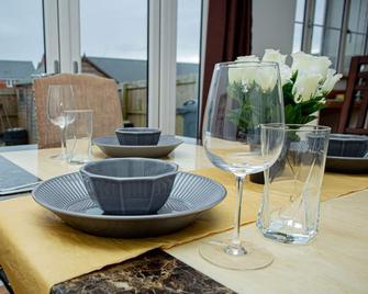 Somerset Place Holiday home - Northampton - Restaurant