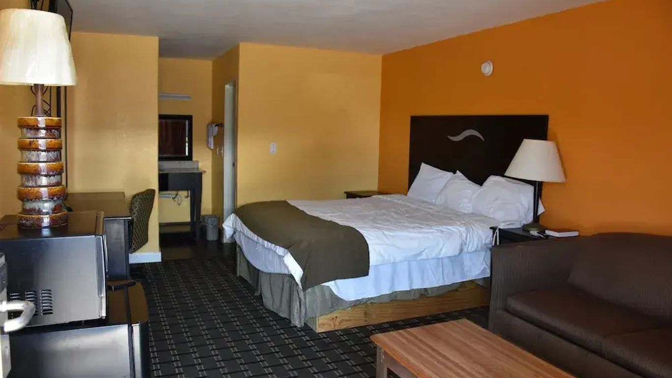 Corinth Inn & Suites