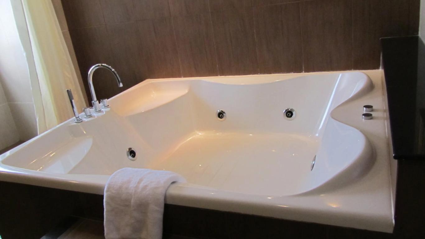 Grand Antares Hotel