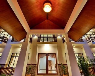 The Choice Hotel - Adults Only - בנגקוק - בניין