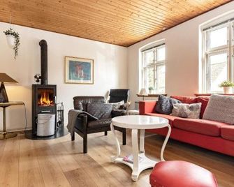 5 Person Holiday Home in Marstal-by Traum - Marstal - Living room