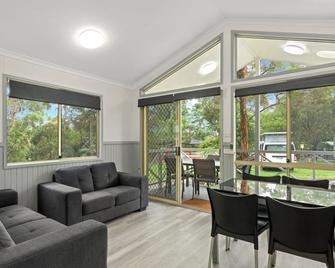Discovery Parks - Lane Cove - North Ryde - Living room