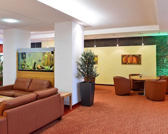 Hotel Am Kurpark - Brilon - Lounge