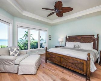 Elegant 5BR Beachfront Estate with Elevator, Private Pool & 3 Kings - Captiva - Bedroom