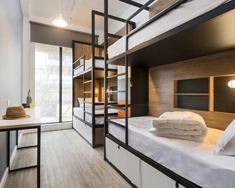 هوستل جي - برث - غرفة نوم