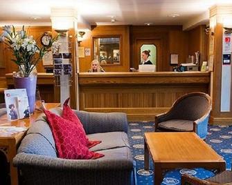 Carrington House Hotel - Bournemouth - Receptionist