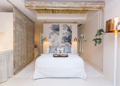 Sea Nymphs Suites - Agia Anna - Slaapkamer