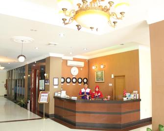 Permatahati Hotel And Convention Center - Banda Aceh - Front desk