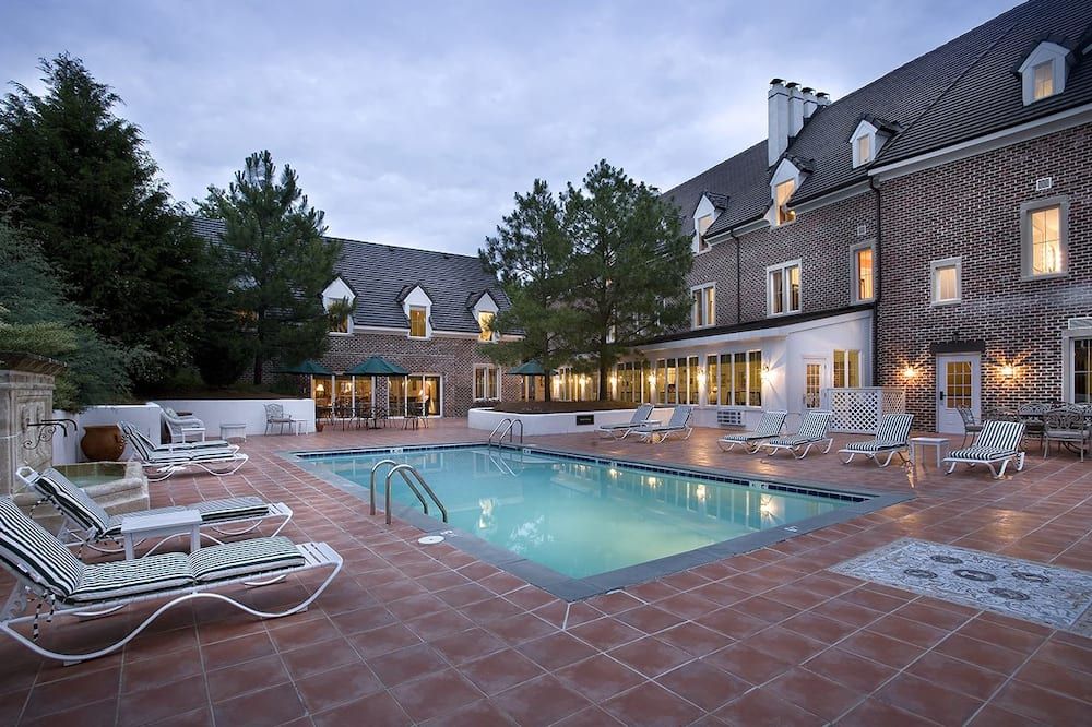 Wedmore Place - Williamsburg - Pool