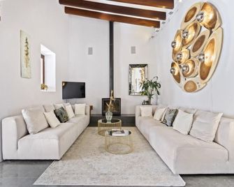 Rural hideaway villa in StCarlos - Sant Carles de Peralta - Salon