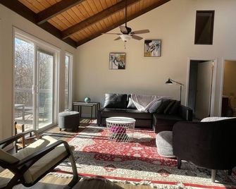 Modern Country House on the Shenandoah River - Charles Town - Wohnzimmer