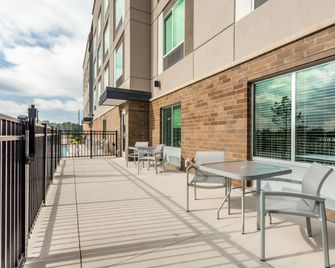 Hampton Inn & Suites Saraland Mobile - Saraland - Balcony
