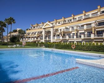 Romana Playa Estudio - Elviria - Pool