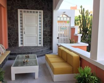 MEJIA beautiful suite at just few steps from the beach. - Mollendo - Patio