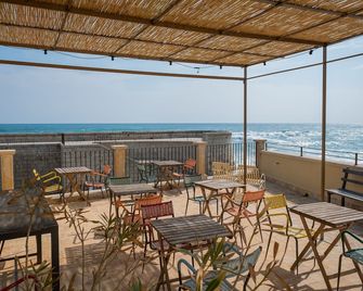 فندق غوتغوفسكي - سرقوسة - شرفة