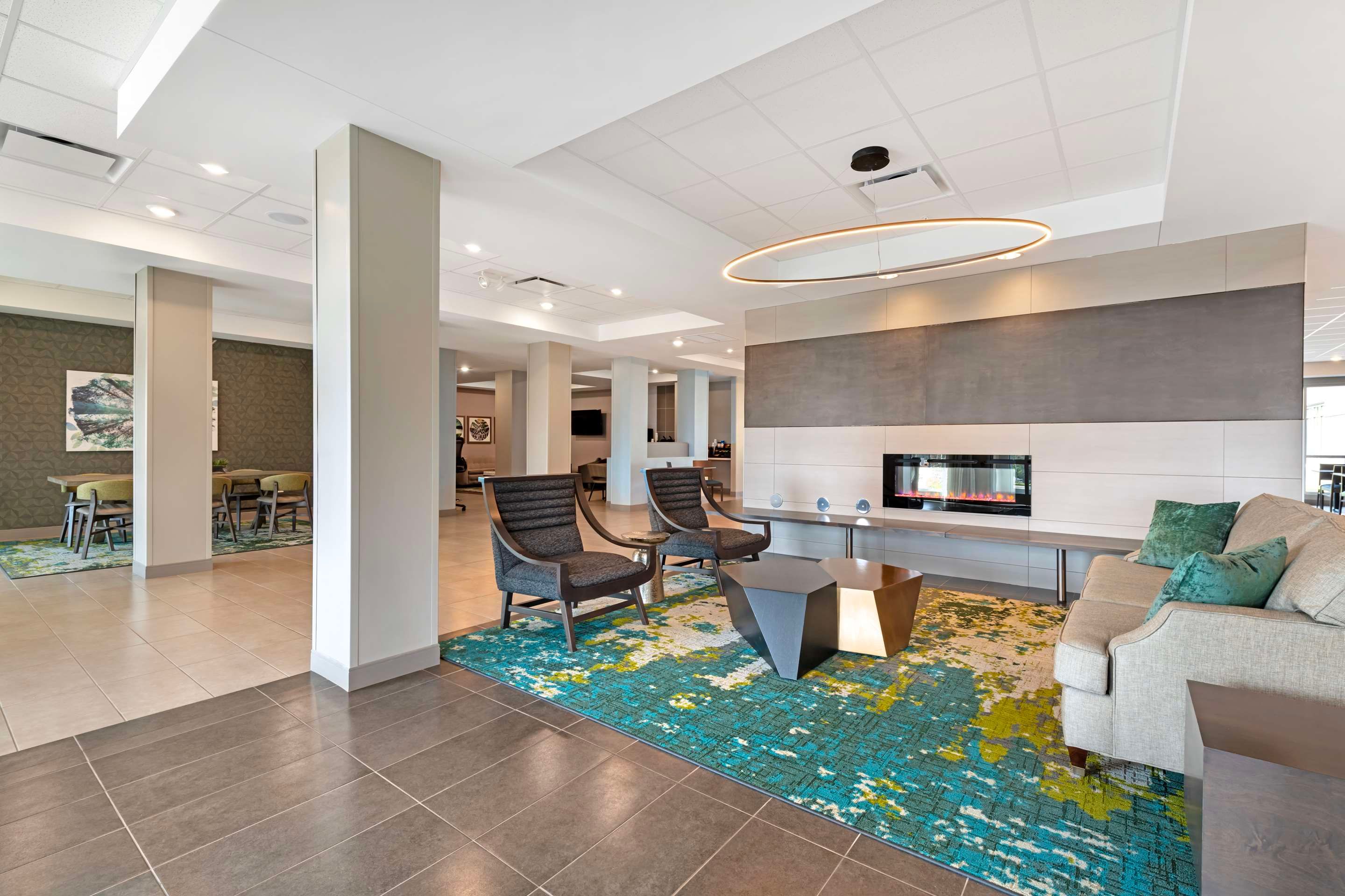 Best Western Plus Grand Rapids MN - Grand Rapids - Лоббі