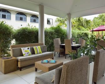 Mango Lagoon Resort & Wellness Spa - Palm Cove - Patio