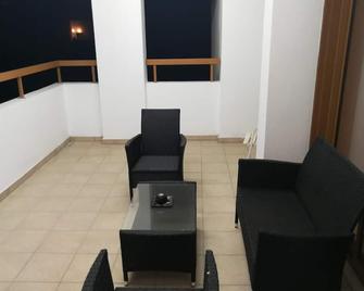 George's Apartment - Nicosia - Soggiorno