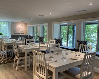 Somerset Lakeside Resort - Bancroft - Restaurant