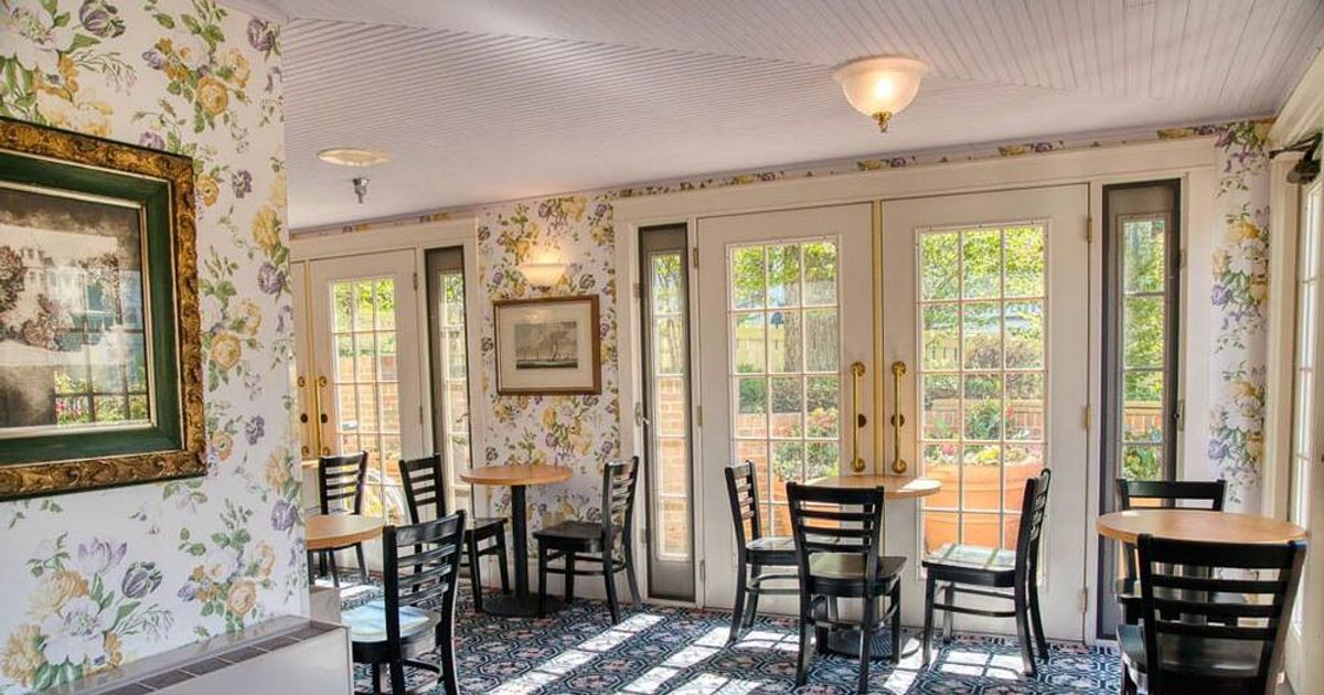 Malinac Inn Inn on Mackinac from $142. Mackinac Island Hotel Deals & Reviews - KAYAK